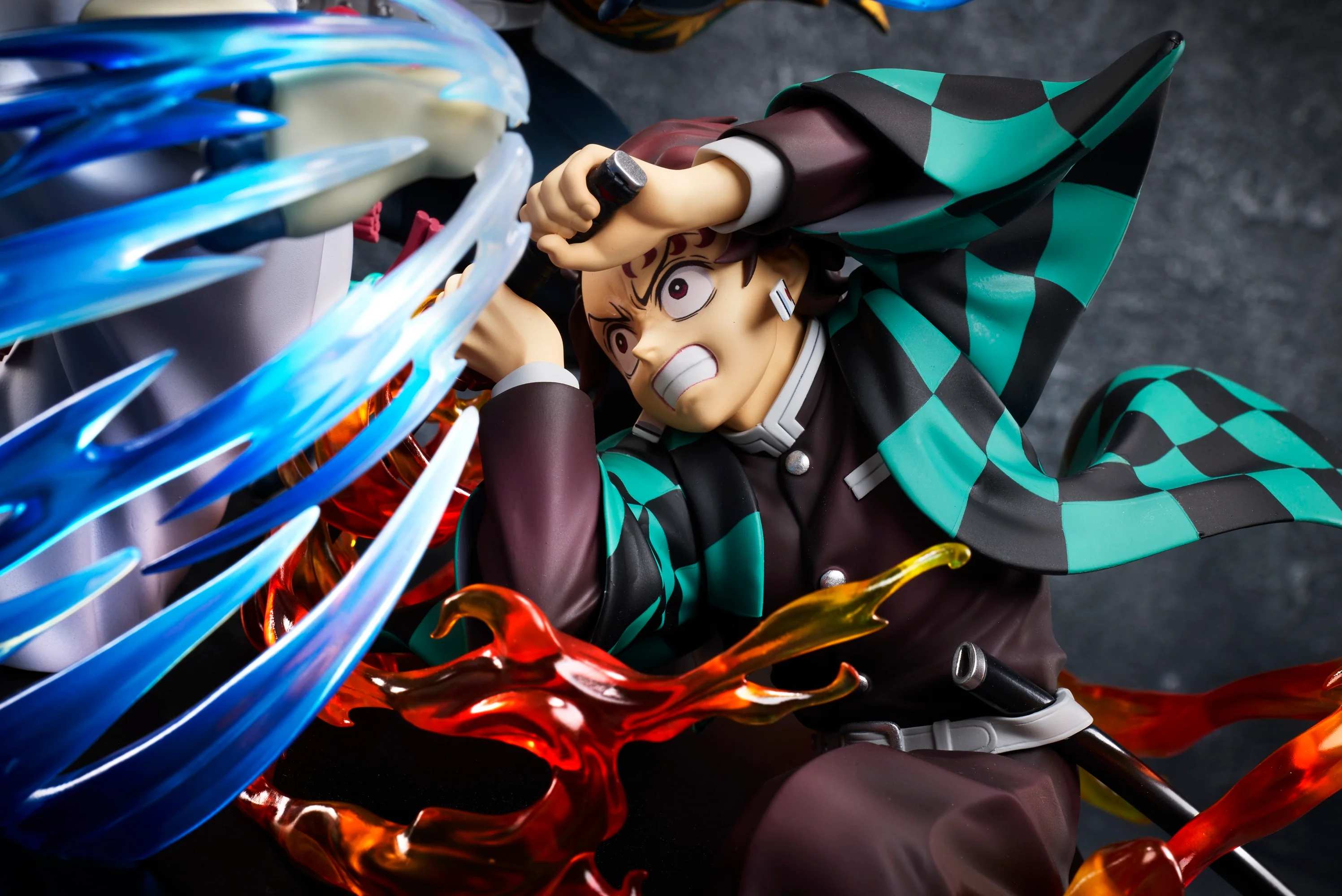 ANIPLEX 鬼滅之刃竈門炭治郎&富岡義勇&猗窩座完成品